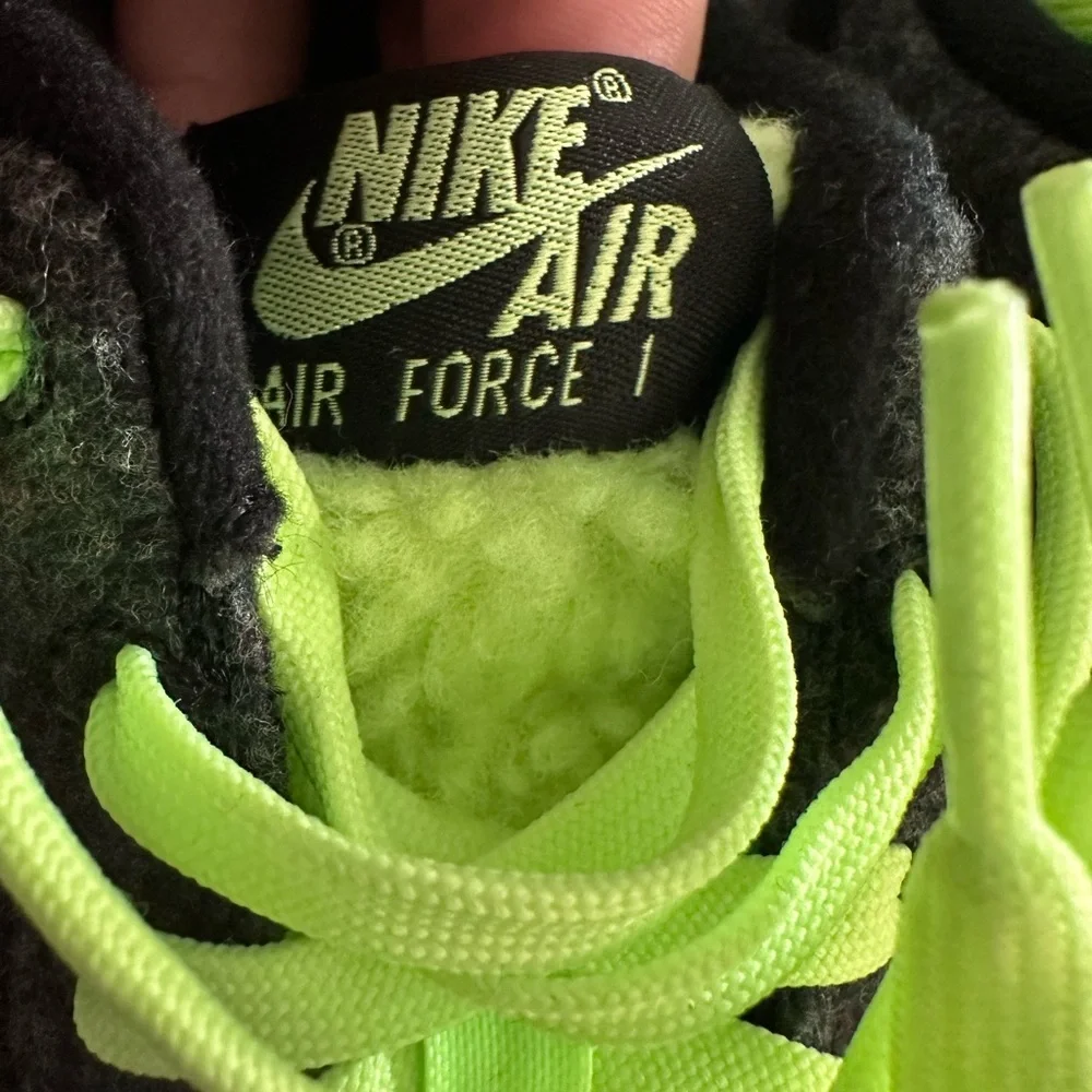Nike Air Force 1 LV8 Halloween -Spooktacular (GS) Sneakers. New in box. 6Y/7.5 W